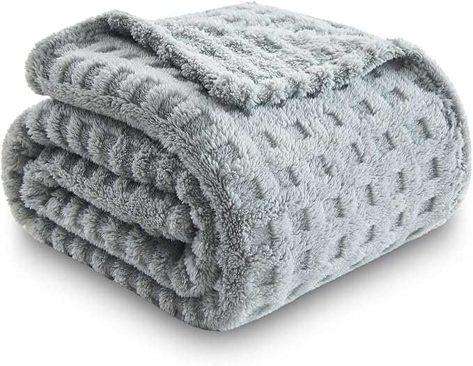 NEWCOSPLAY Super Soft Queen Blanket Grey Premium Silky Flannel Fleece 3D Waffle Checkered Lightweight Bed Blanket All Season Use (Light Grey, Queen(90"x90"))
