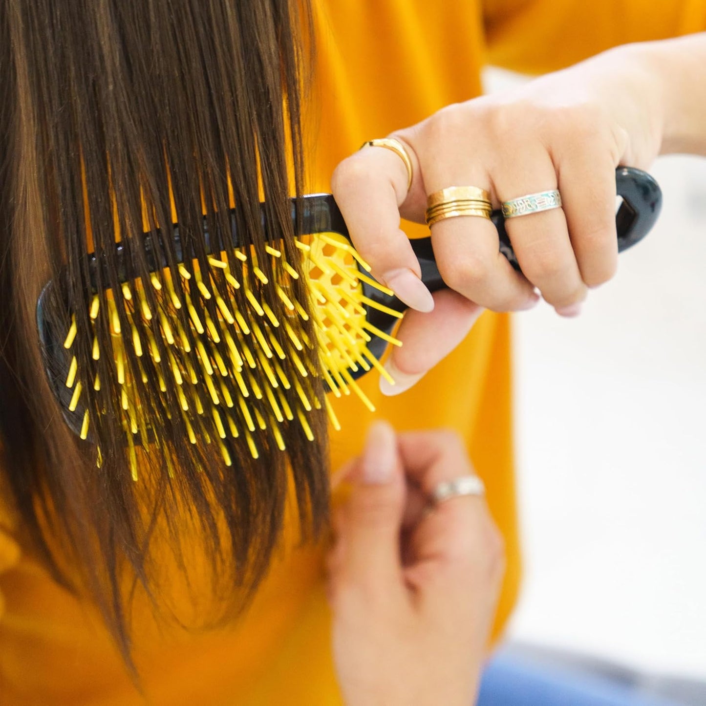 FHI Heat UNbrush Detangling Brush | Pain-Free Brushing for All Hair Types