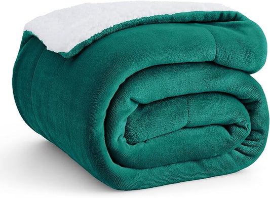 Bedsure Sherpa Fleece Throw Blanket Twin Size for Couch - Thick and Warm, Soft Fuzzy Plush Twin Blanket for Winter, Forest Green, 60x80 Inches