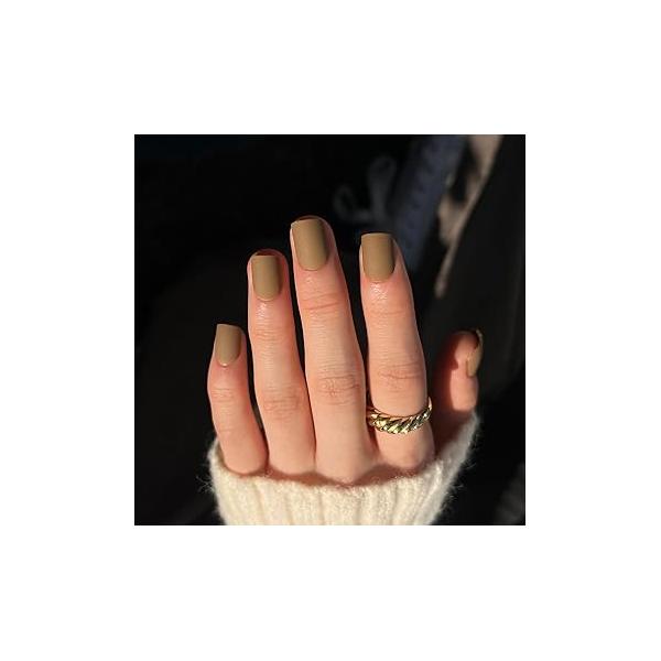 24 Pcs Short Press On Square Shape Matte Glue Solid Color Acrylic False Full Cover Stick Reusable Artificial DIY Nail Decorations (Style 8)